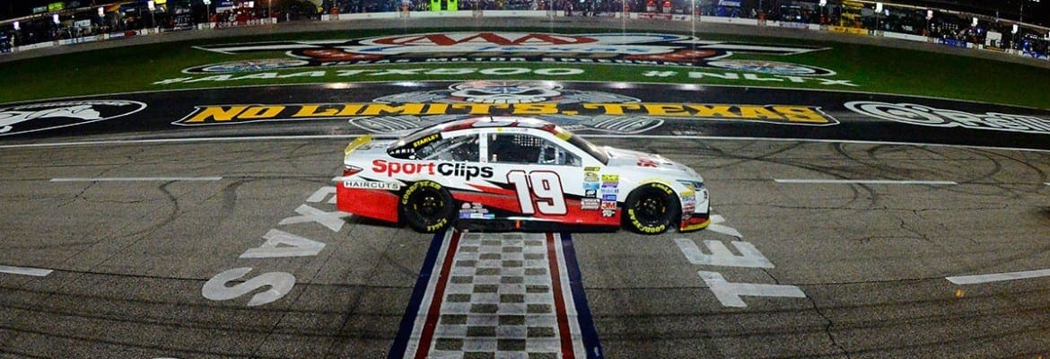 Carl Edwards vence etapa do Texas e está na final do Chase