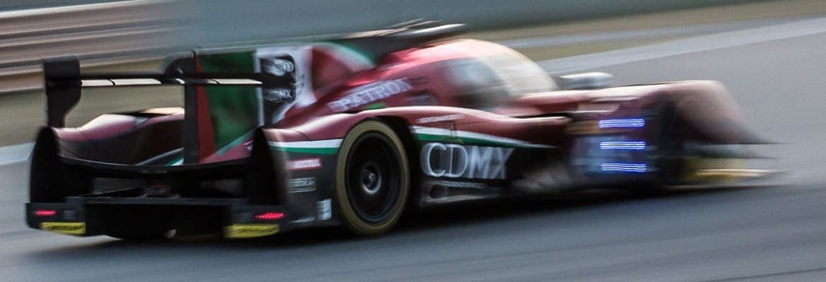 Senna é o mais rápido, mas sai em 5º na China