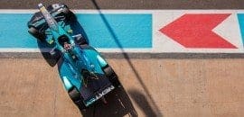Piquet termina fora dos pontos por problema no pit-stop
