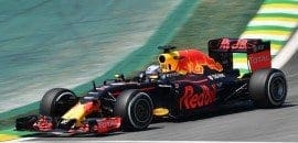Ricciardo: “Para ganhar precisamos da chuva”