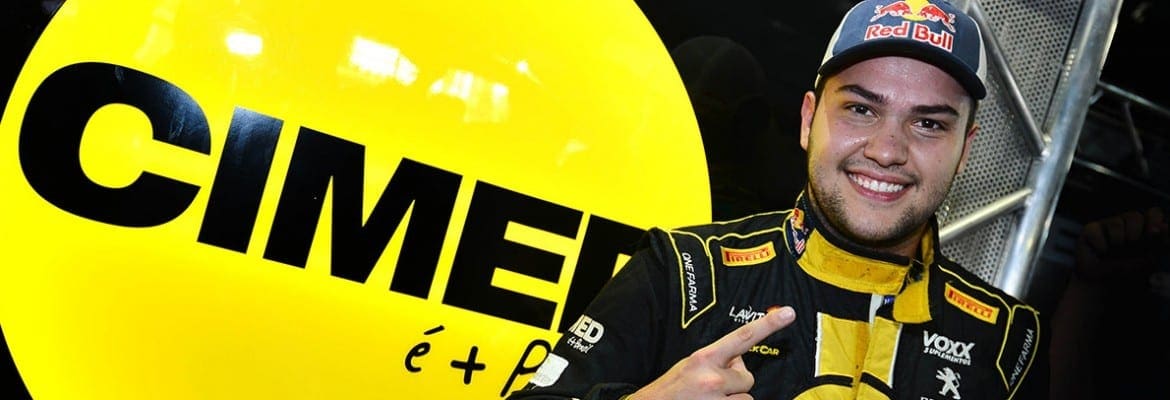 Em classificação final, Fraga crava a pole e complica a vida de Barrichello