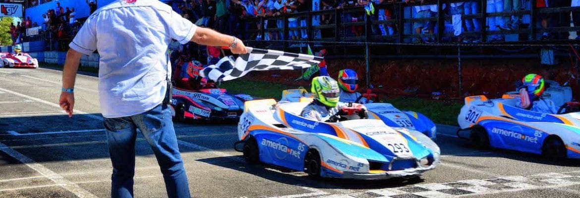 Zebras superam astros do automobilismo e vencem as 500 Milhas de Kart