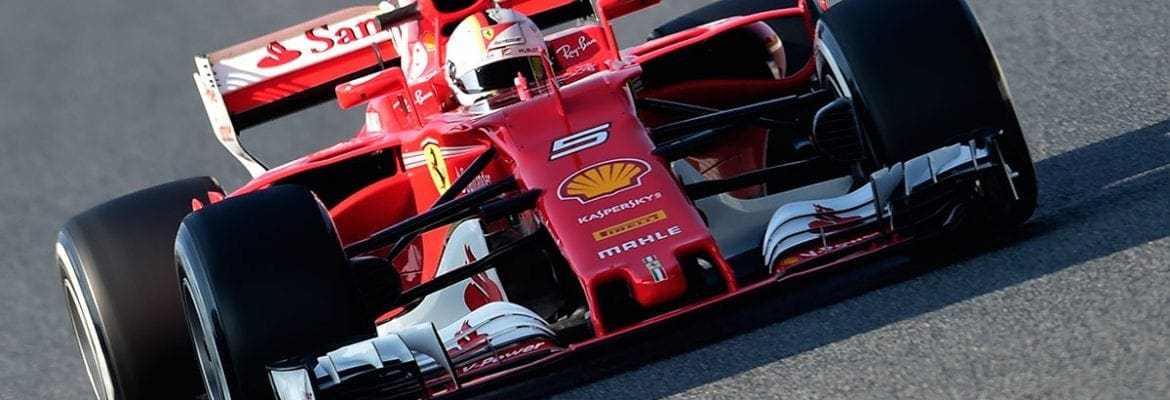 Vettel lidera manhã; McLaren e Red Bull enfrentam problemas