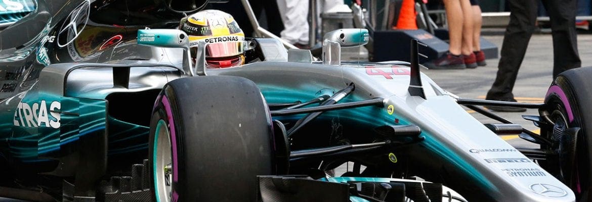 Hamilton lidera tranquilo primeiro treino para o GP da Áustria