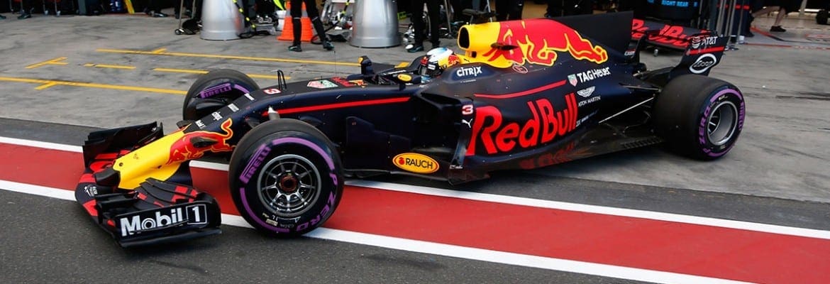 Ricciardo troca caixa de câmbio e perde cinco posições no grid