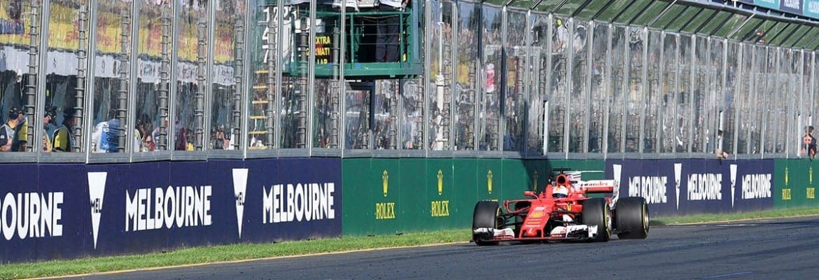 Vettel desbanca Hamilton e vence o GP da Austrália