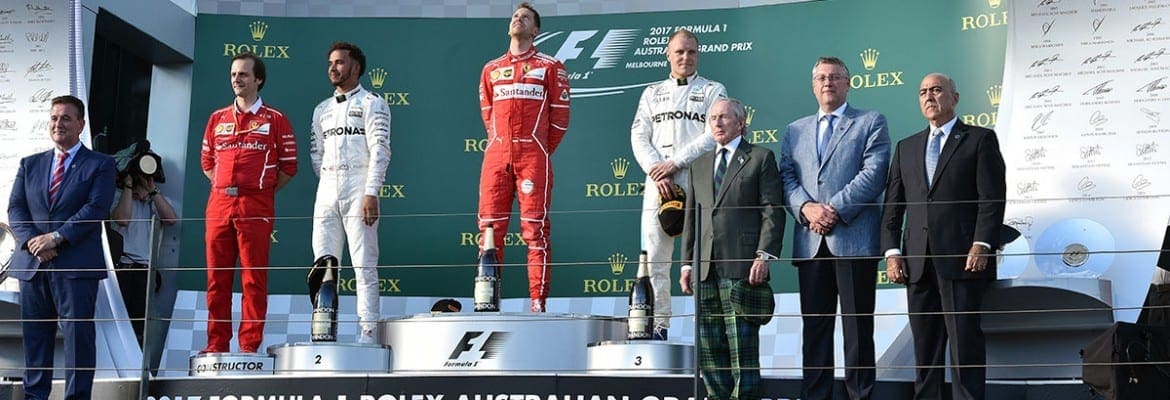 Hamilton e Bottas concordam em Mercedes não dar ‘ordens’ aos pilotos