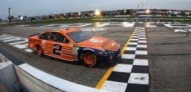 Brad Keselowski vence etapa de Atlanta