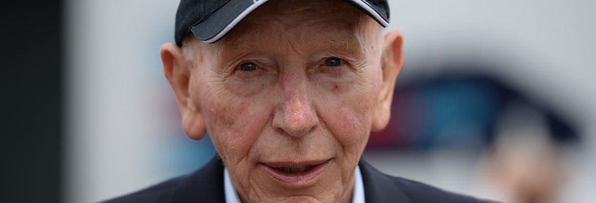 Morre o campeão mundial de F1 John Surtees