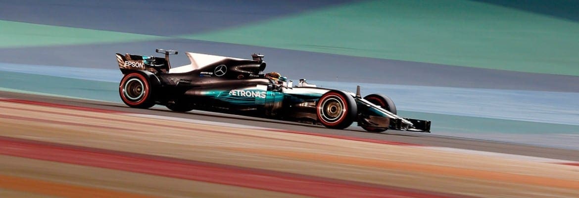 Hamilton acredita que a Ferrari está à frente no Bahrain