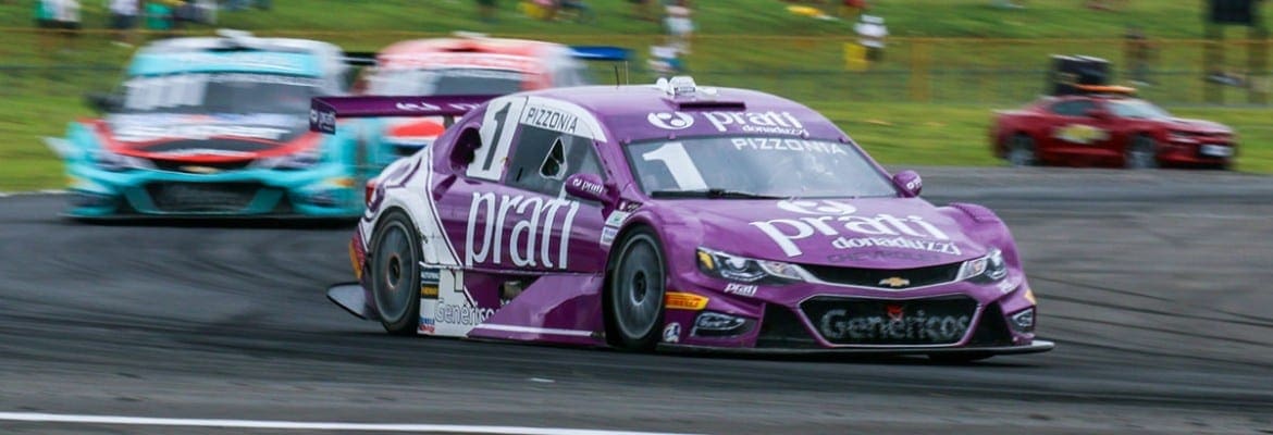 Pizzonia “sobrevive” e salva pontos em Goiânia