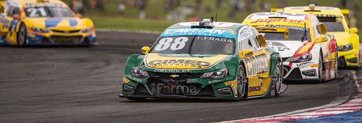 Óleo na pista tira vitória de Felipe Fraga em Goiânia