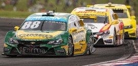 Óleo na pista tira vitória de Felipe Fraga em Goiânia