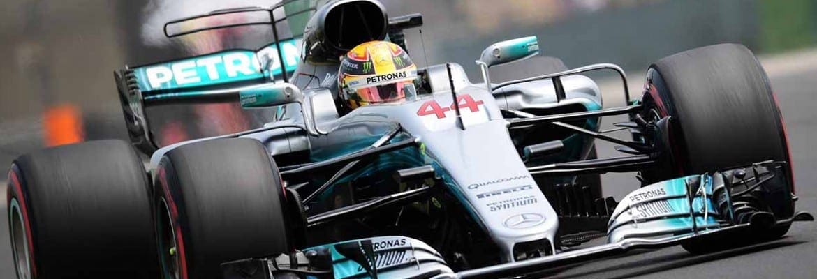 Hamilton: “Depois que cruzei a linha foi tenso esperar pelos outros pilotos”