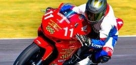 Multicampeã Suzane Carvalho volta ao motociclismo e quer ajudar a salvar vidas no trânsito