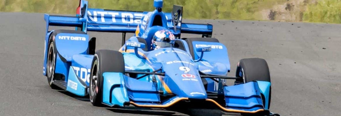 Dixon dita o ritmo na primeira sessão de treinos em Long Beach