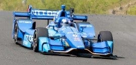 Dixon dita o ritmo na primeira sessão de treinos em Long Beach