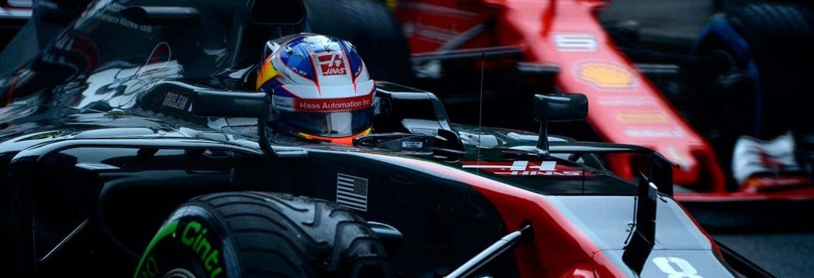 Grosjean e Palmer recebem punição no grid por excesso de velocidade