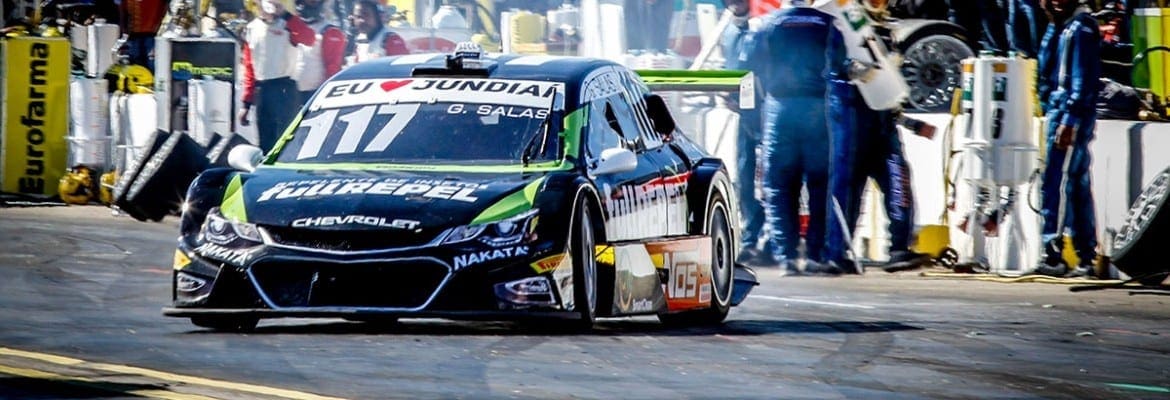 Salas larga dos boxes na corrida 2 e termina entre os 10 primeiros