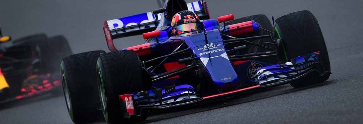 Kvyat não completou: “Que pena, tivemos uma falha hidráulica”