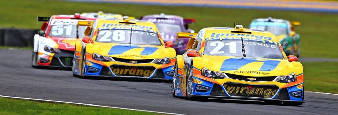 Thiago Camilo começa temporada subindo ao pódio