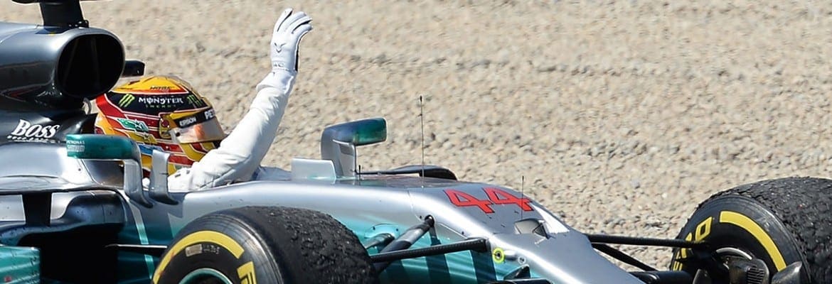 Hamilton supera Vettel e vence o GP da Espanha