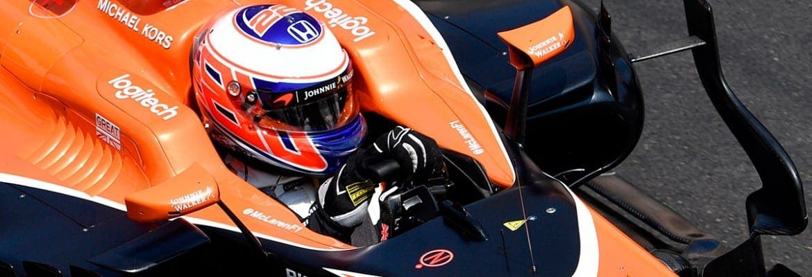 McLaren chega ao Q3, mas ambos os pilotos cumprirão punições