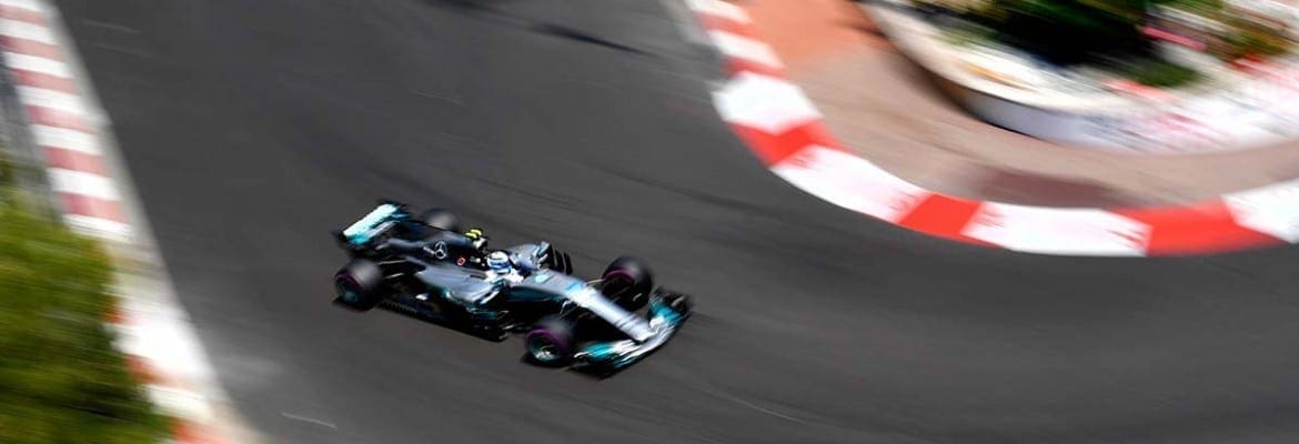 Bottas garantiu a Mercedes entre os três melhores