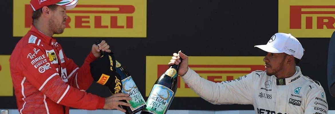 Zetsche: “Briga entre Ferrari e Mercedes é boa para o esporte”