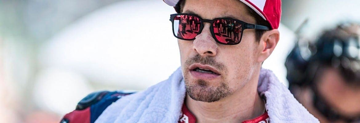 Nicky Hayden permanece em estado crítico e estável