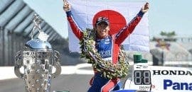 Vídeo: Japoneses vão à loucura com vitória de Sato na Indy 500