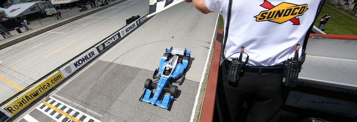 Dixon segura Newgarden e garante vitória improvável para Ganassi