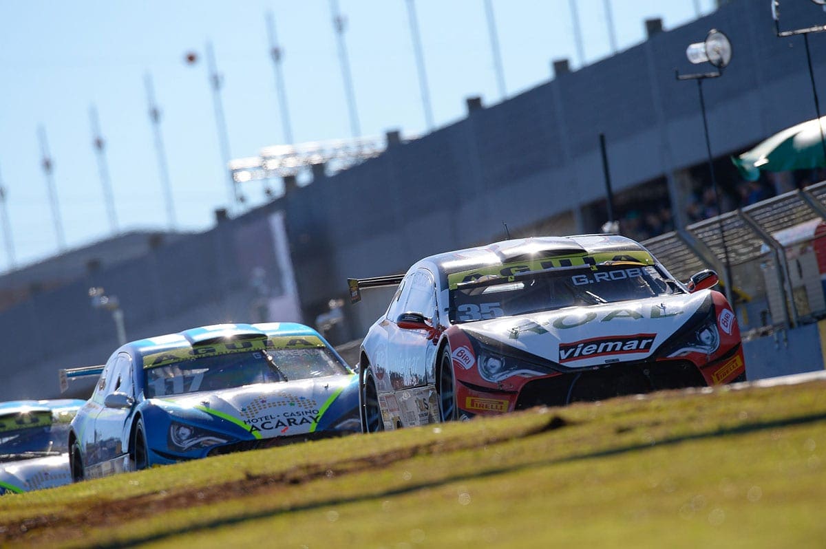 Gabriel Robe (BR de Turismo) - Cascavel