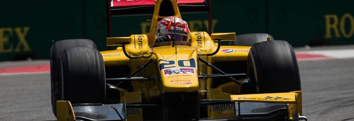 Nato aproveita punição de Leclerc e vence a segunda em Baku