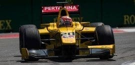 Nato aproveita punição de Leclerc e vence a segunda em Baku