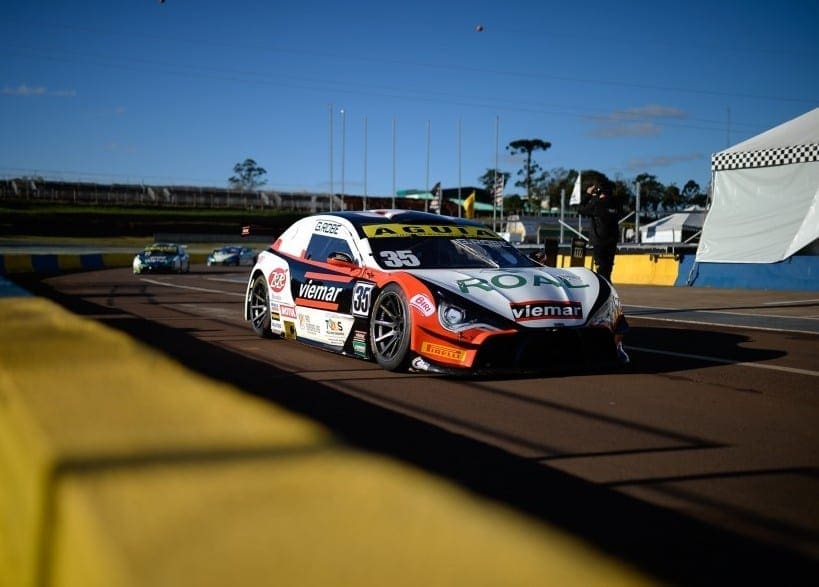 Gabriel Robe (BR de Turismo) - Cascavel