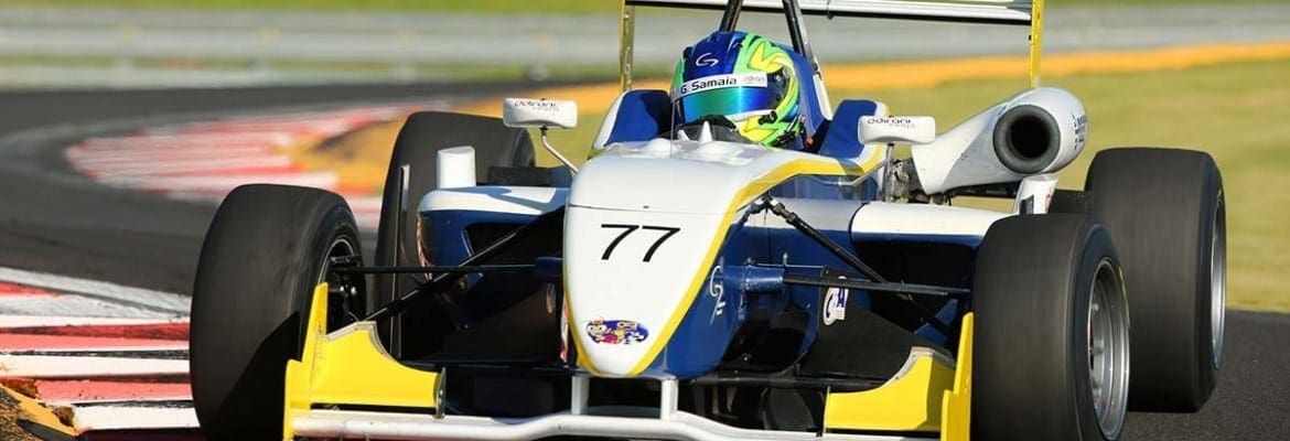 Guilherme Samaia mantém domínio, bate recorde e faz a pole no Velo Città