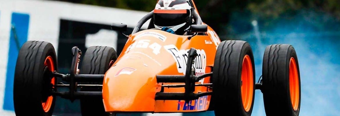 Fórmula Vee Challenge Cup Series: Brasileiro Murillo Latorre continua andando na frente nos EUA