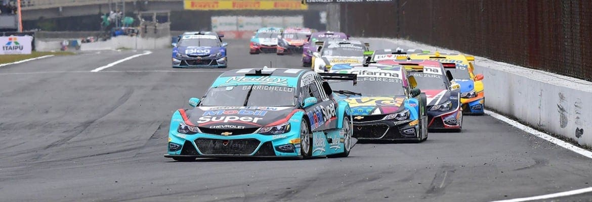 Barrichello ganha 14 posições e finaliza entre os cinco melhores