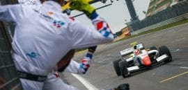 Alex Palou vence a segunda bateria em Nurburgring