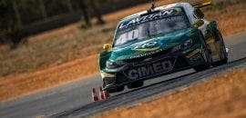 Pela primeira vez na temporada, Felipe Fraga larga na frente