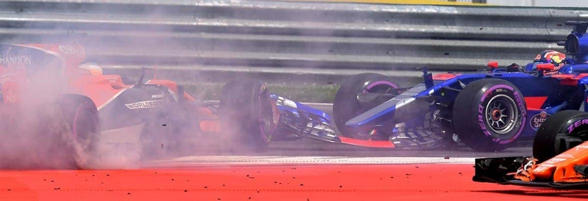 Kvyat: “Tentei fazer o meu melhor, mas acabei batendo em Alonso”