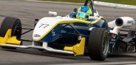 Guilherme Samaia herda a vitória e amplia vantagem na liderança da F-3 Brasil