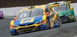 Pane seca tira de Thiago Camilo a liderança da Stock Car