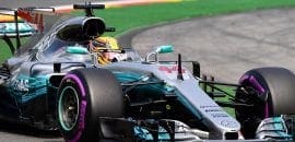 Lewis Hamilton é pole em Spa e iguala recorde de Schumacher