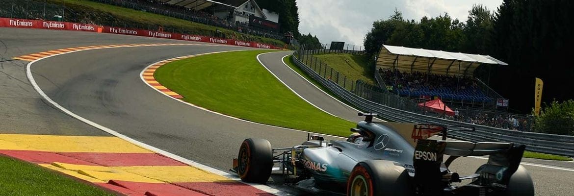 Hamilton iguala recorde de Schumacher: “É um lugar incomum para estar”