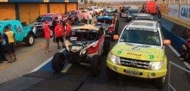 Veículos do Rally dos Sertões são vistoriados antes da largada