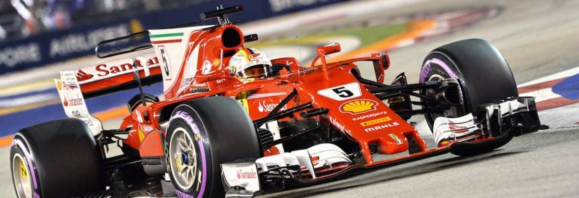 Sebastian Vettel supera RBR e crava a pole position em Cingapura