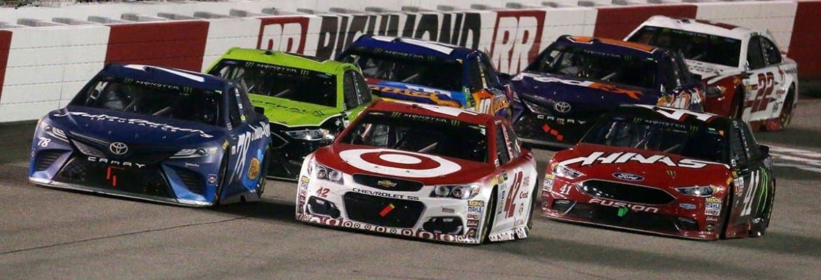 Kyle Larson vence em Richmond antes da fase do playoffs