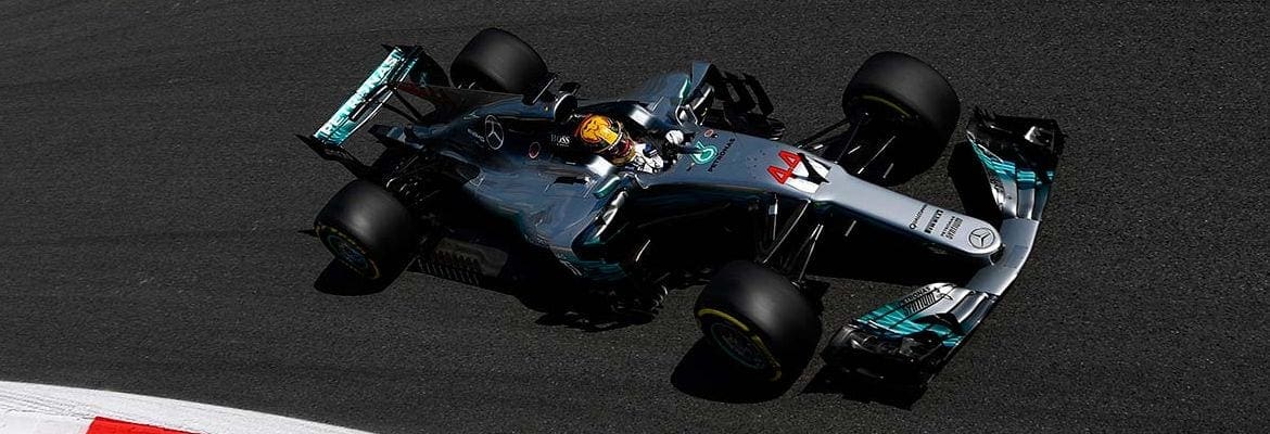 Para Hamilton, carro 2017 da Mercedes foi o “mais difícil” de sua carreira